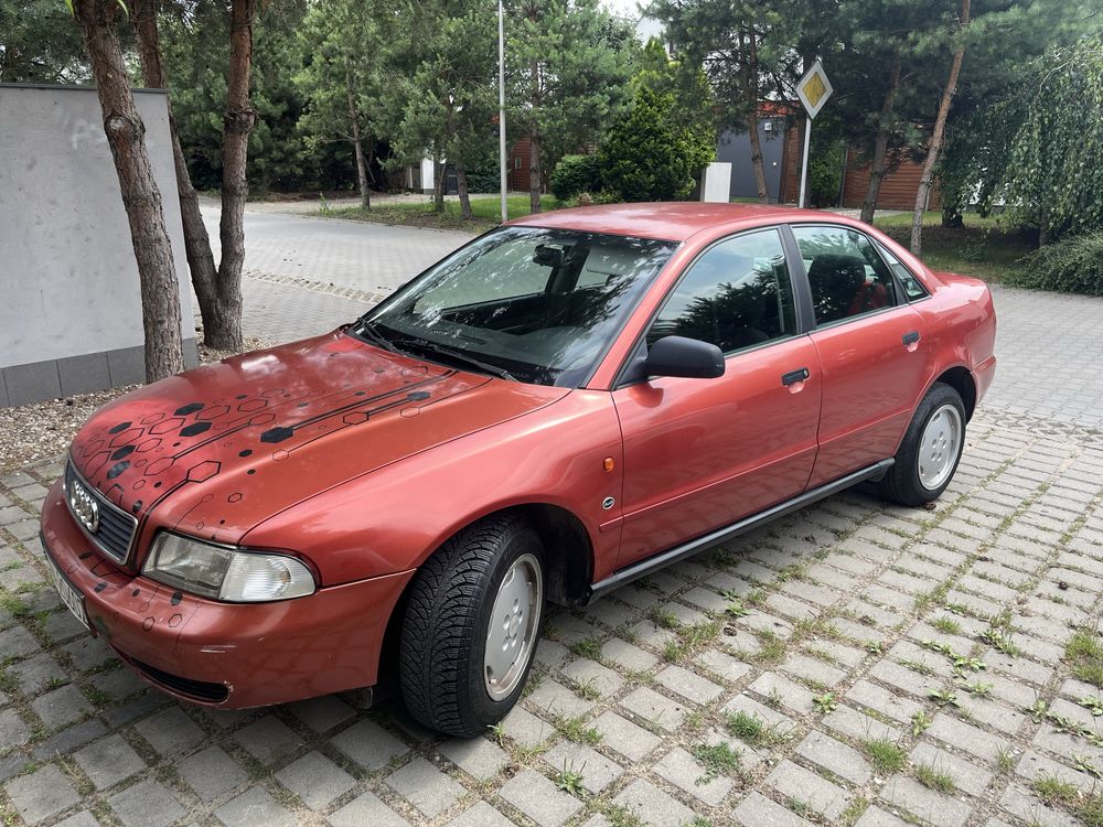 Audi a4 1.6 benzyna/Brak rdzy/ Klima sprawna