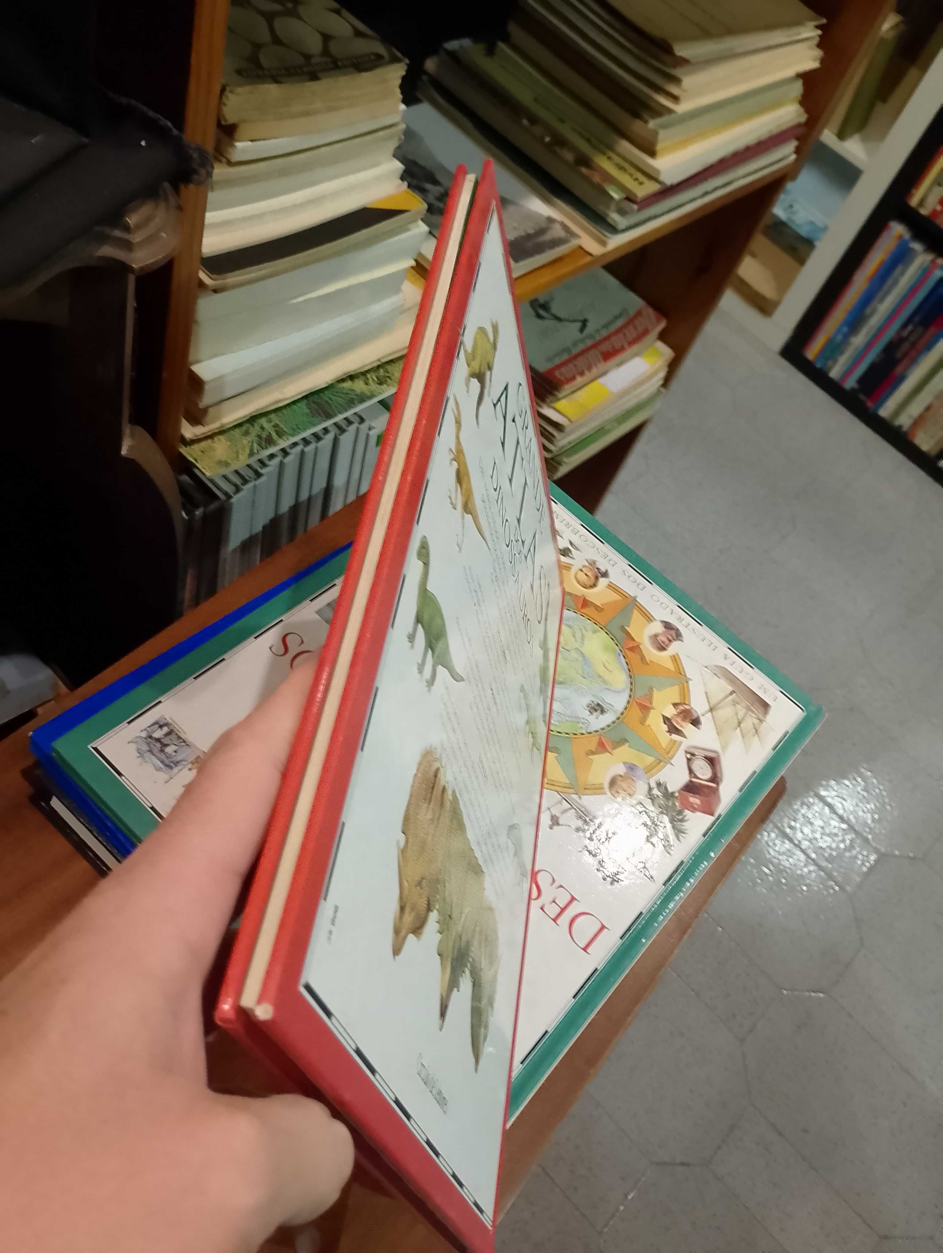 Grande Atlas dos Dinossauros