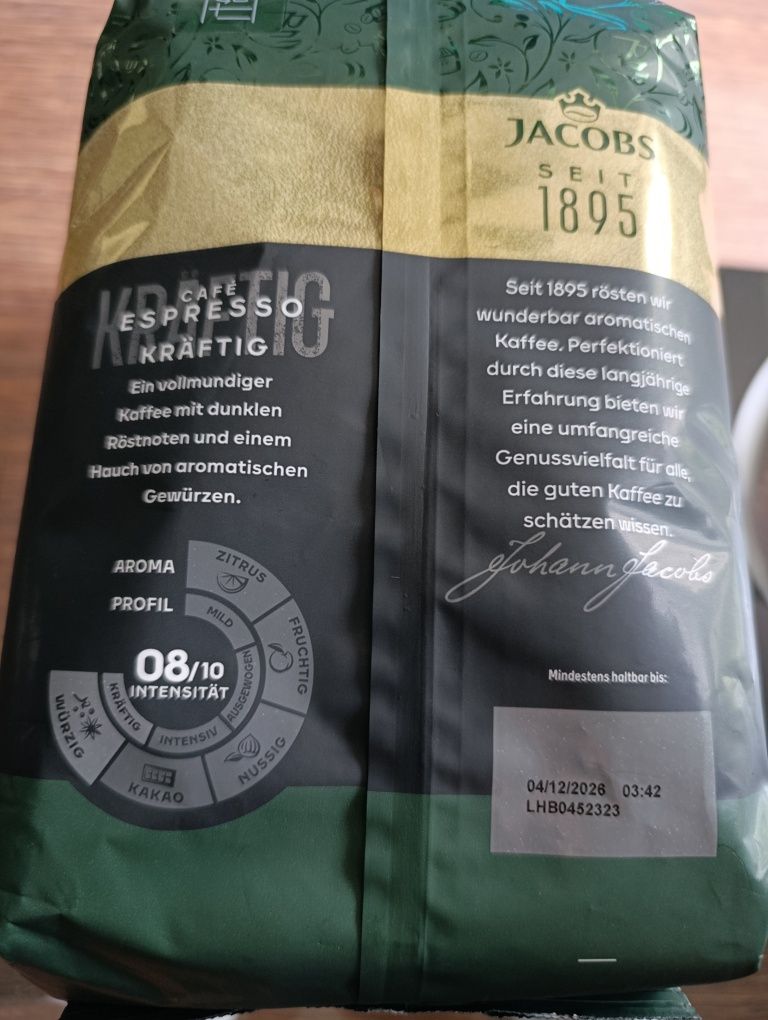 Kawa ziarnista Jacobs 08/10 z Niemiec