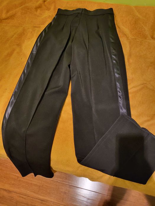 Spodnie chłopięce taniec towarzyski 140 cm