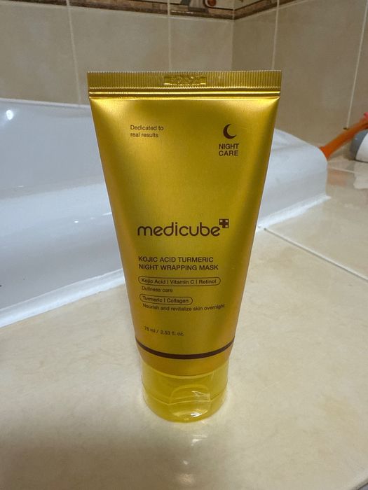 Маска для обличчя нічна Medicube kojic acid turmeric night wrapping