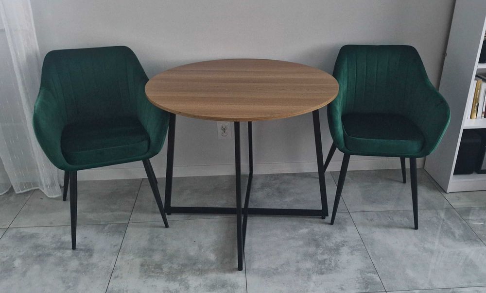 Stół + krzesła welurowe