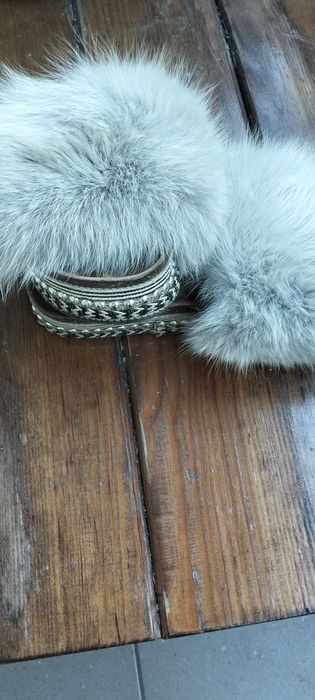 Klapki damskie z jenotem rozmiar 39