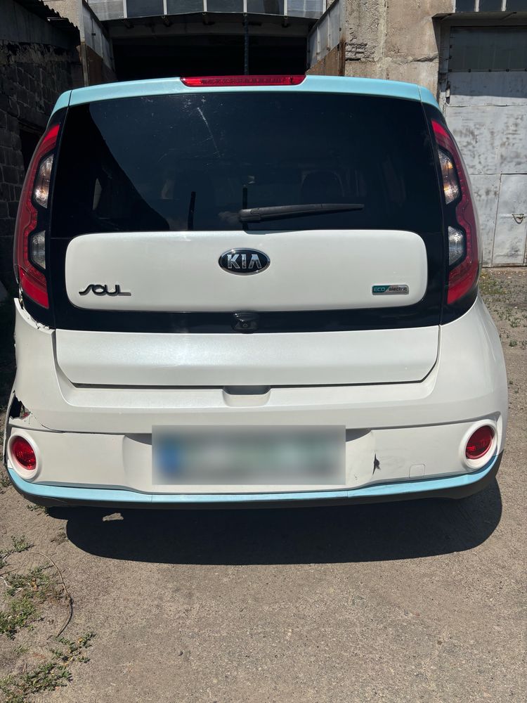 Разборка Kia Soul ev  разборка Киа соул бампер крило ляда капот двері