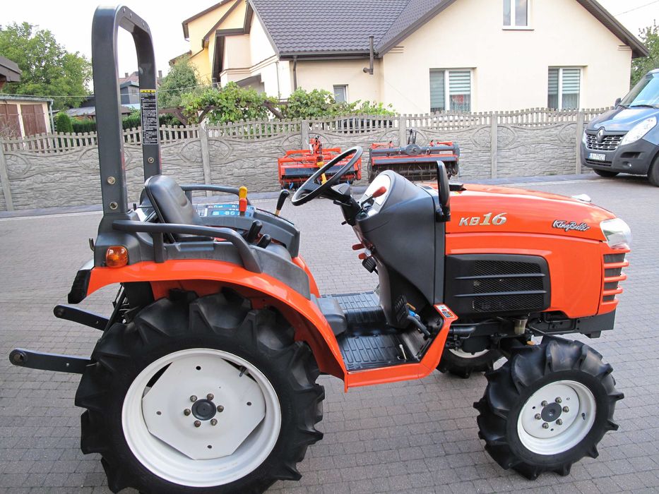 Mini Traktorek Kubota KB16 4X4 16KM Wspomaganie Rewers Mały Ogrodniczy