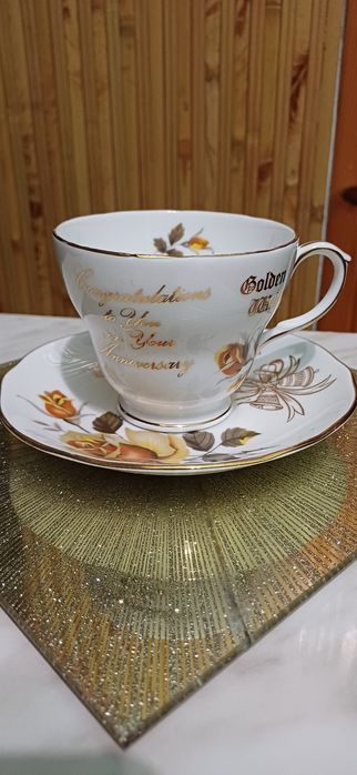 Чайная пара Duchess Golden Wedding Anniversary, сост. из чашки и блюд.