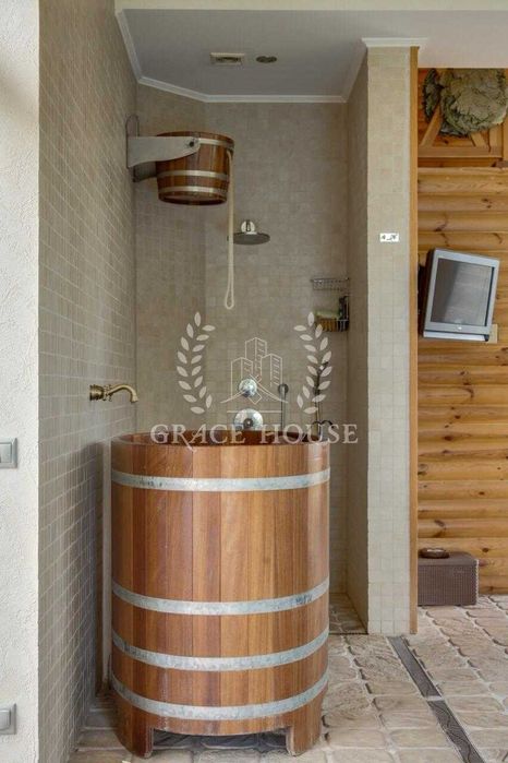 Продажа добротного дома с бассейном у леса Кременище Лесники Ходосовка