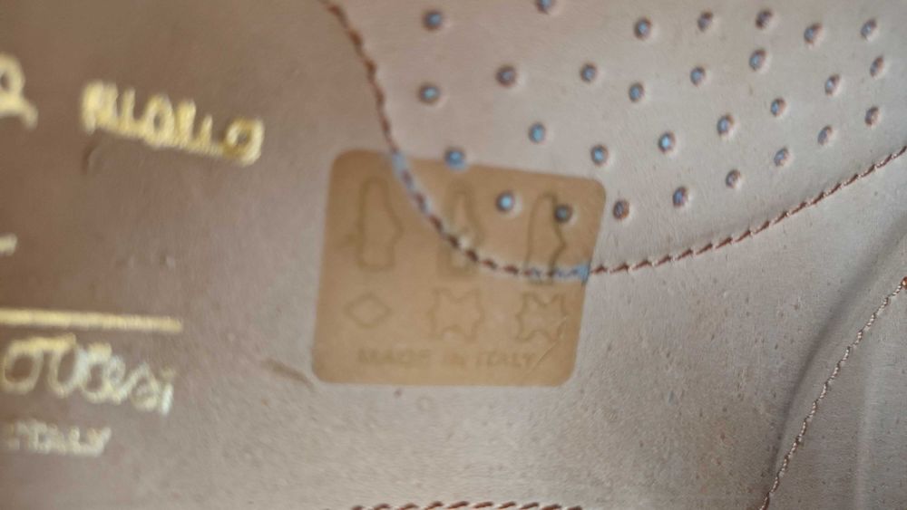 Włoskie półbuty skóra