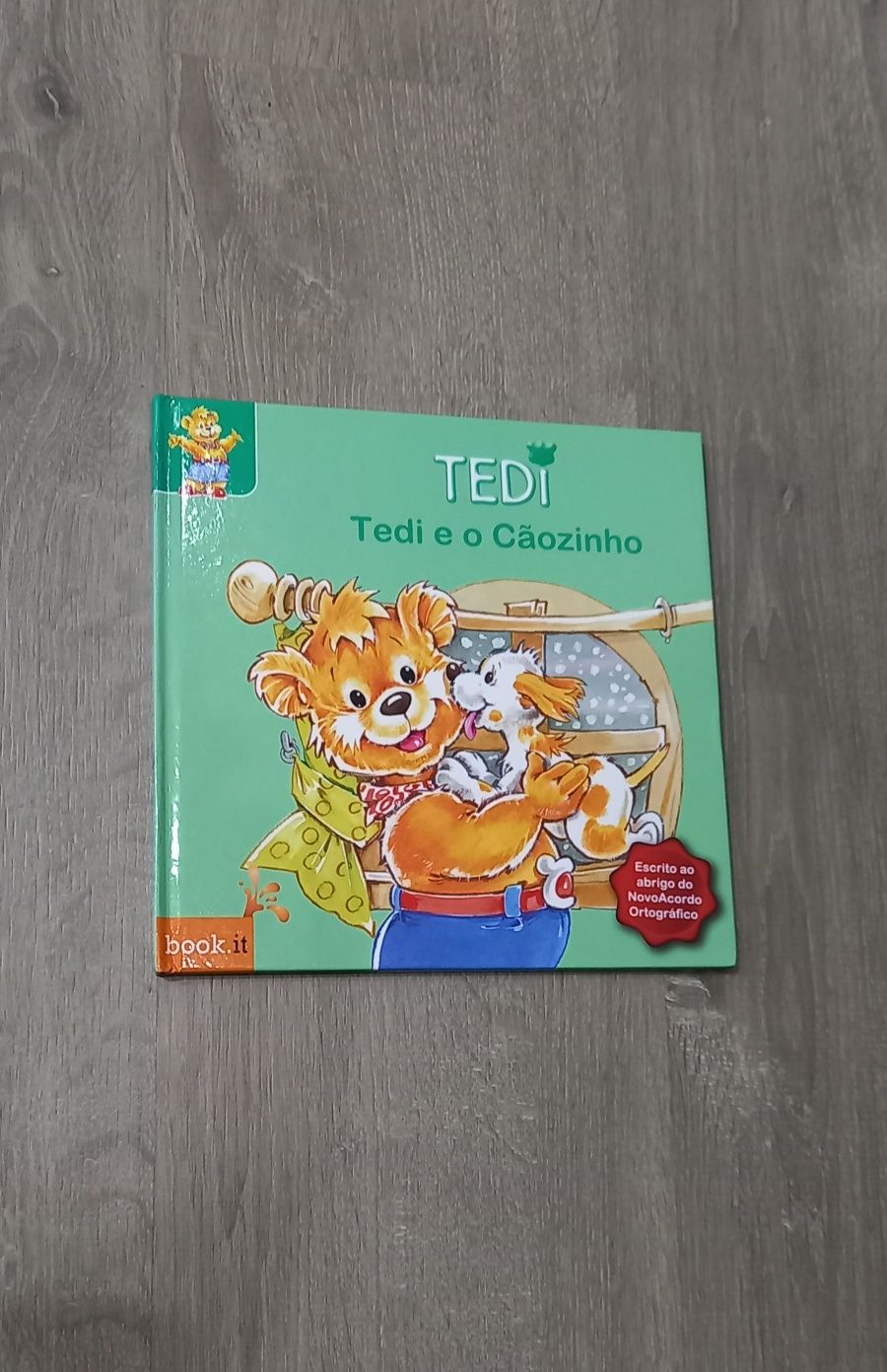 Livro Tedi e o cãozinho