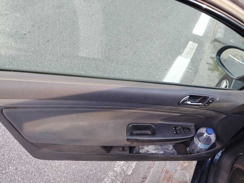 Volkswagen Golf 1.9 comercial