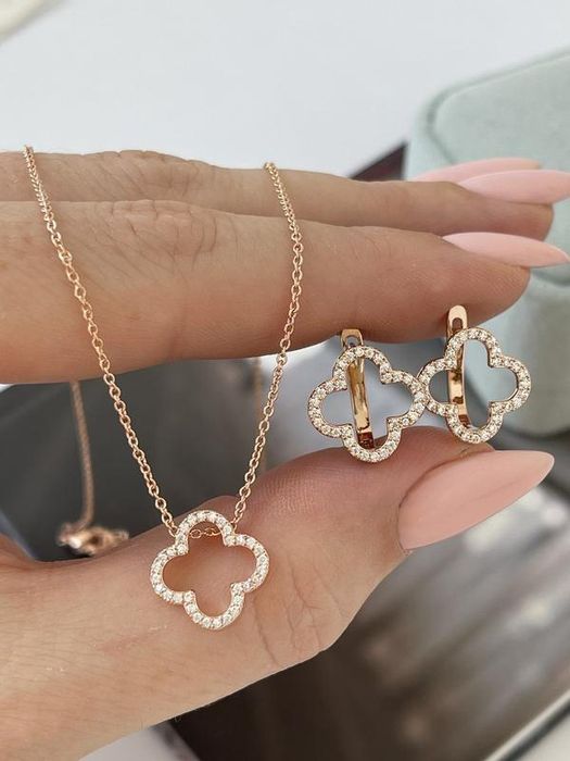 Комплект в стиле Ван Клиф