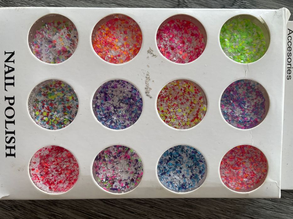Artigos vários de unhas de gel