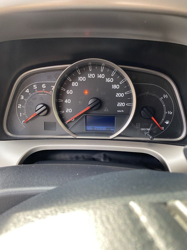toyota rav4 офіційний