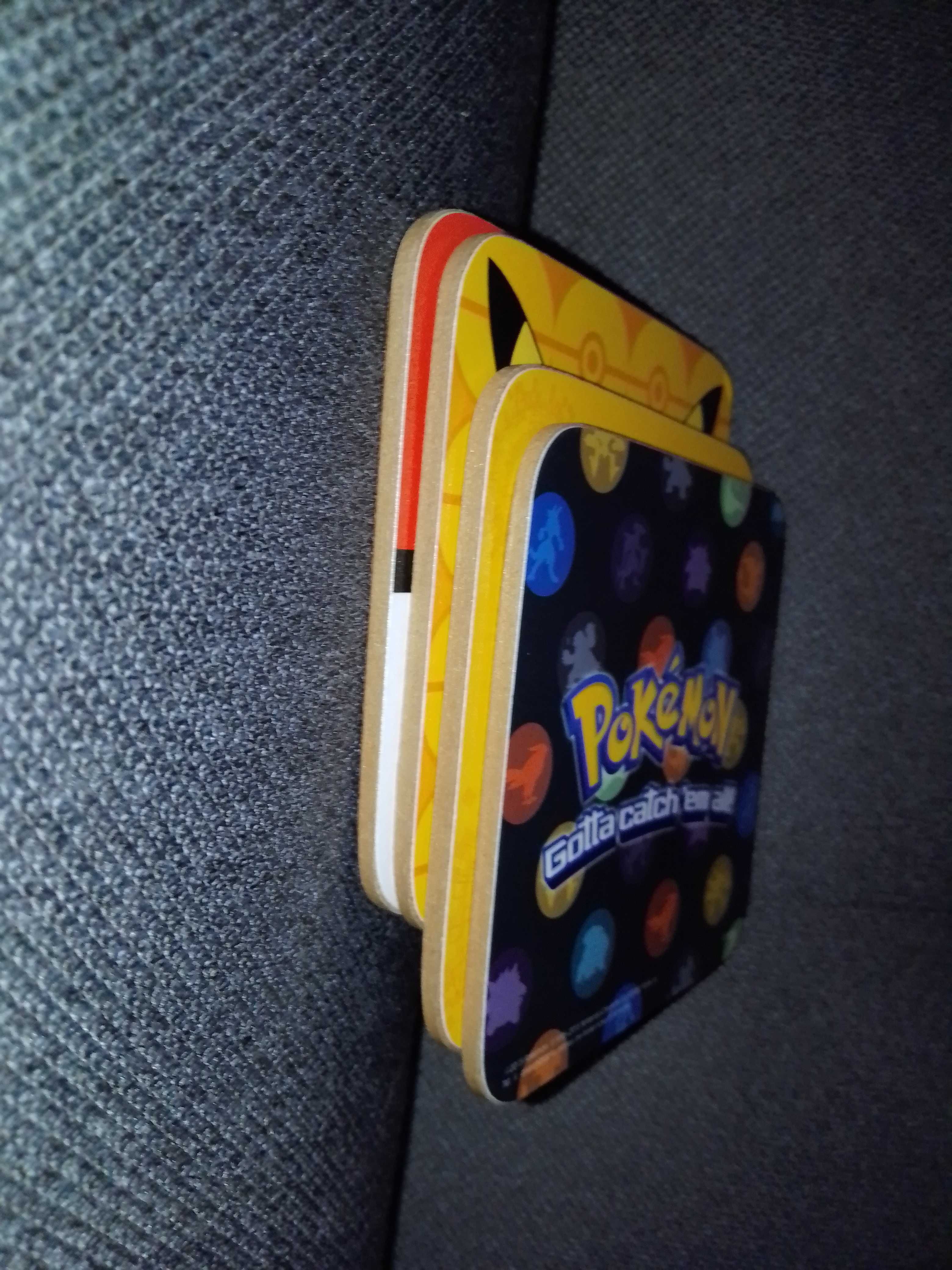 Podkładki/ podstawki pod kubek Pokemon Pikachu Ash 4 sztuki