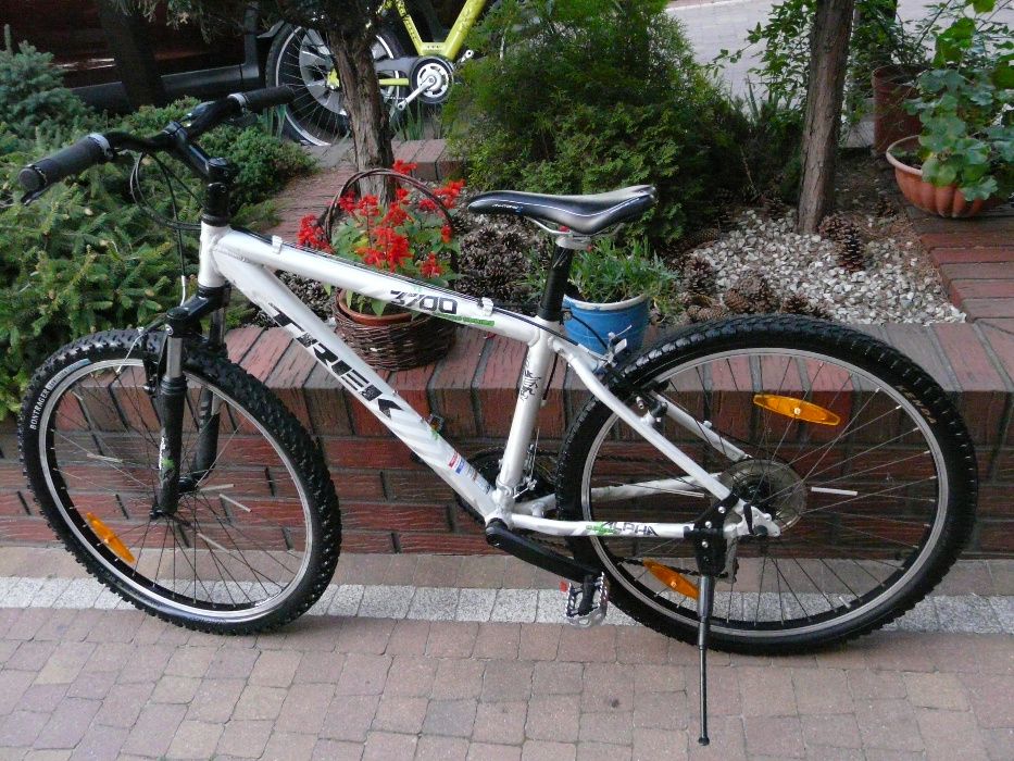 Rower TREK 3700 ALPHA Aluminium tHRRE series 26"/40- dobry stan