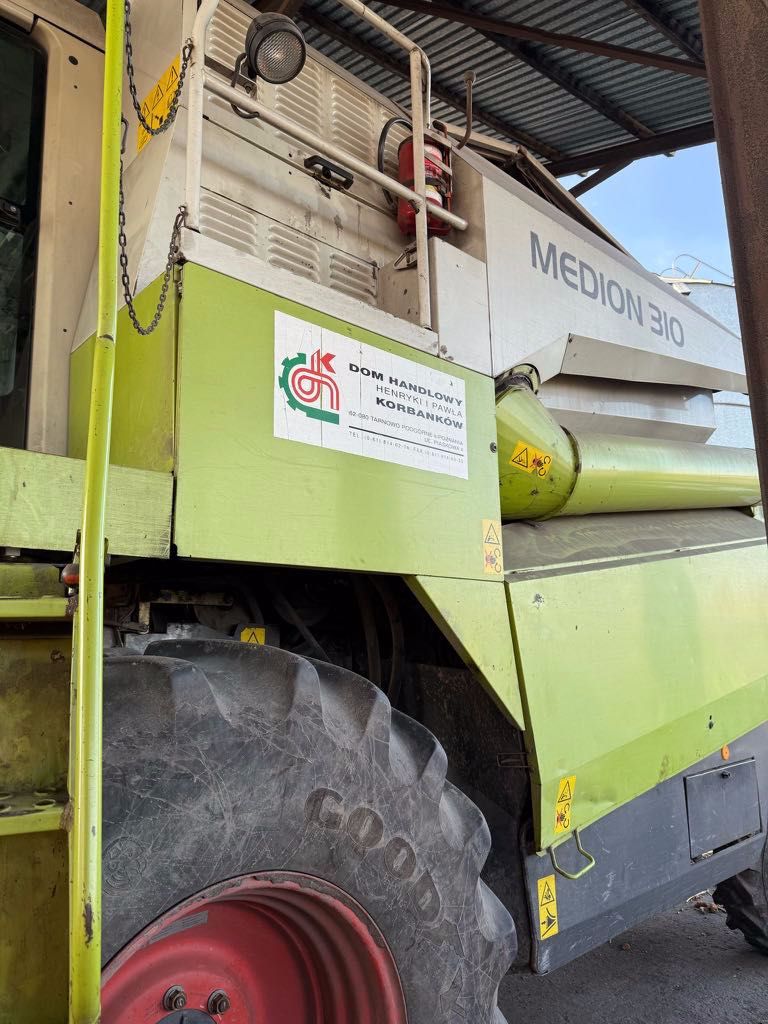 Kombajn Class Medion 310 heder 5,10m + przystawka do kukurydzy 1 właśc