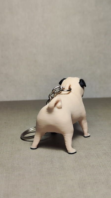 Słodziutki Piesek Mops – Brelok 3D