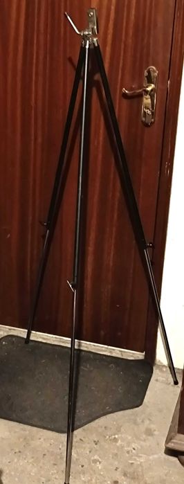 Tripé metálico antigo