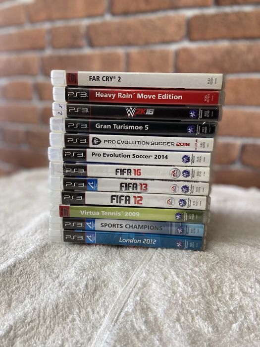 Playstation 3 c/12 jogos e 1 comando