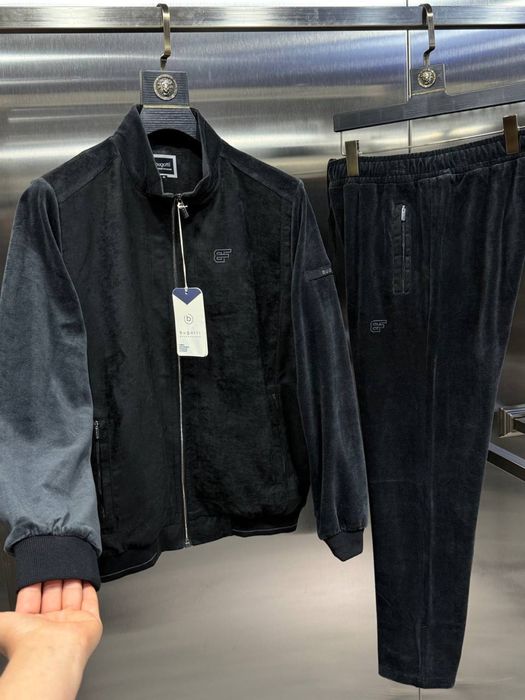 Спортивний костюм Bugatti велюровий чорний костюм бугатті велюровий