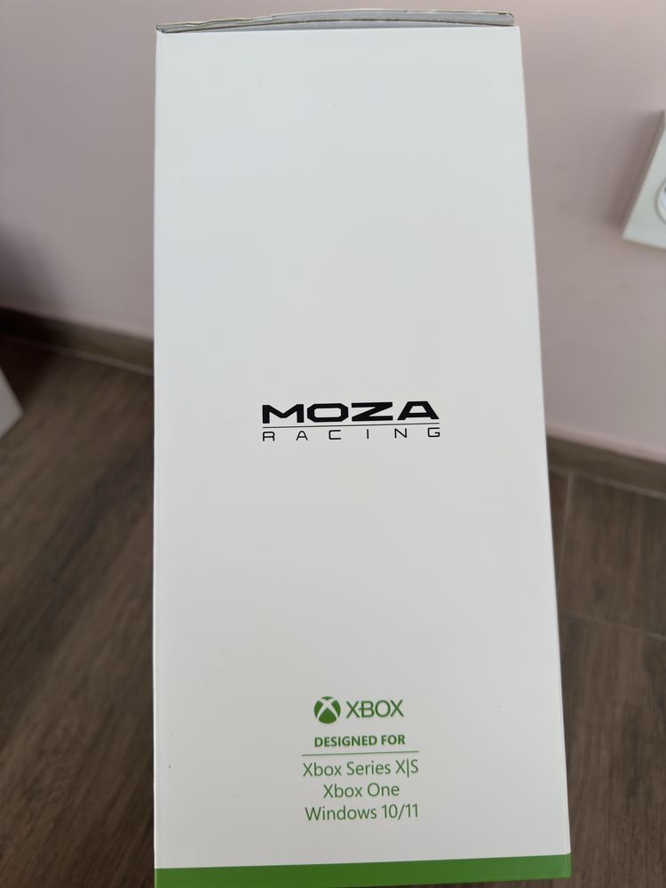 Набір для автосимуляторів База Moza R9 V3 + педалі SRP + кермо ESX
