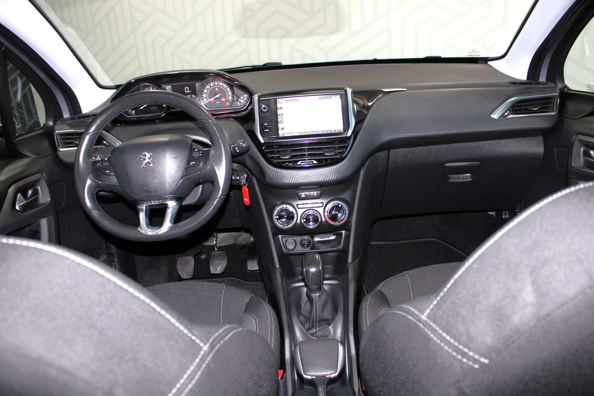 Peugeot 2008  1.6 BlueHdi Style