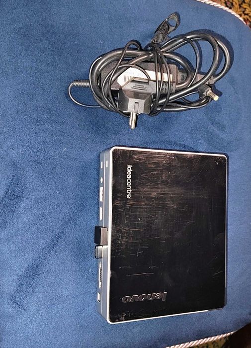 Lenovo IdeaCentre Q180 mini PC