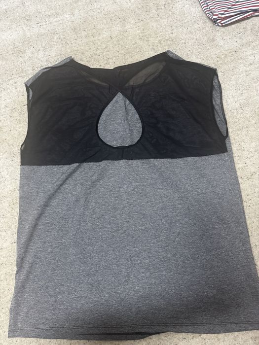 Bluzka sportowa bez rękawków 40/42