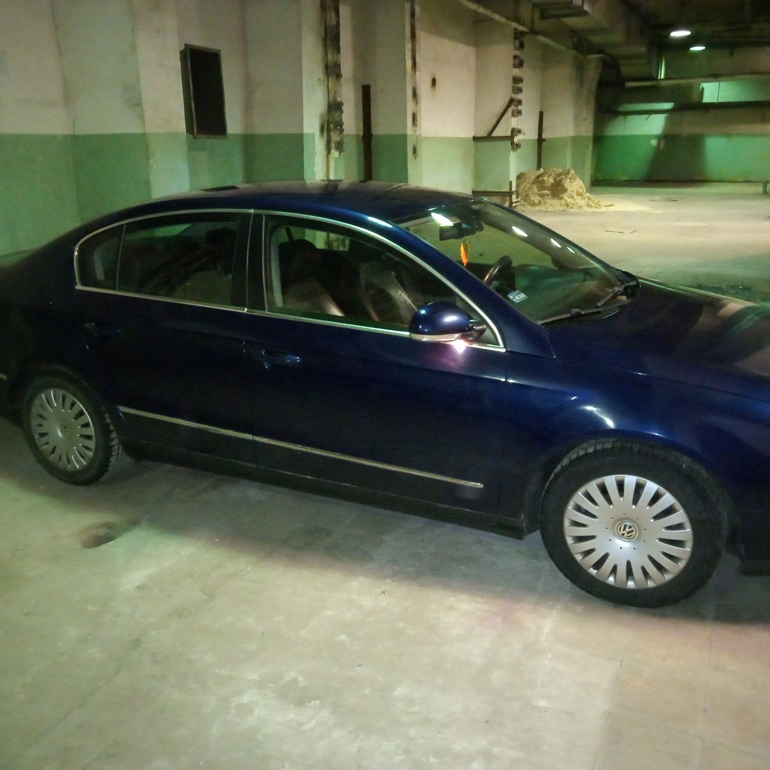 Volkswagen Passat B6 2.0 TDI 140KM 2006 Highline Sedan DSG Skóra Drewn