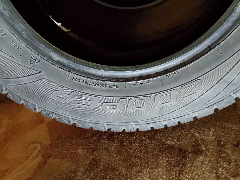 Резина  R18 2 колеса