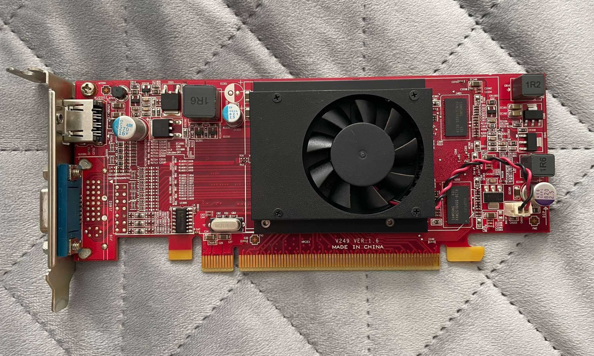 Karta graficzna Ati NISKI PROFIL HDMI krótki śledź pcie