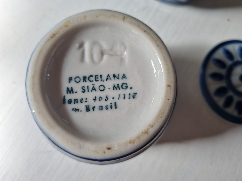 4 Potes de especiarias 15€