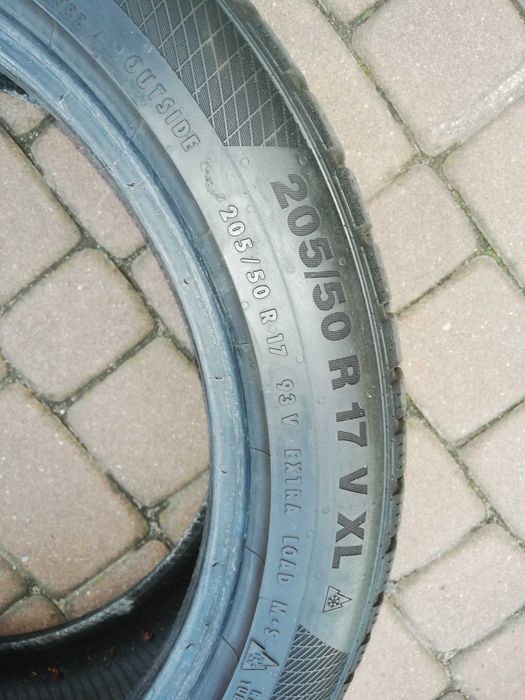 Opony zimowe 2 szt. para Continental rozmiar 205 50 R 17