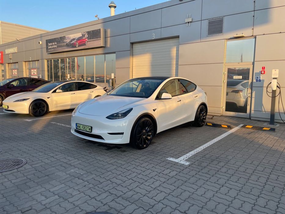 Tesla Y Gwint KW V3, FSD, Hak