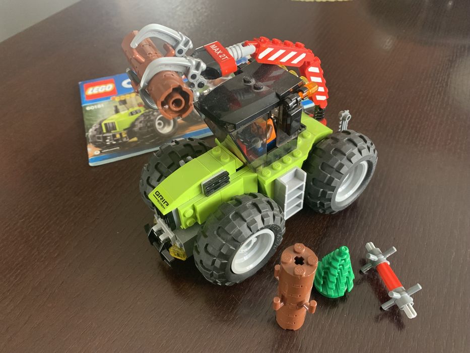 Lego 60181 Traktor leśny