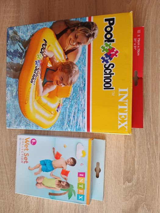 Sprzedam kółko fotelik (15kg) i rękawki do pływania +pieluszki
