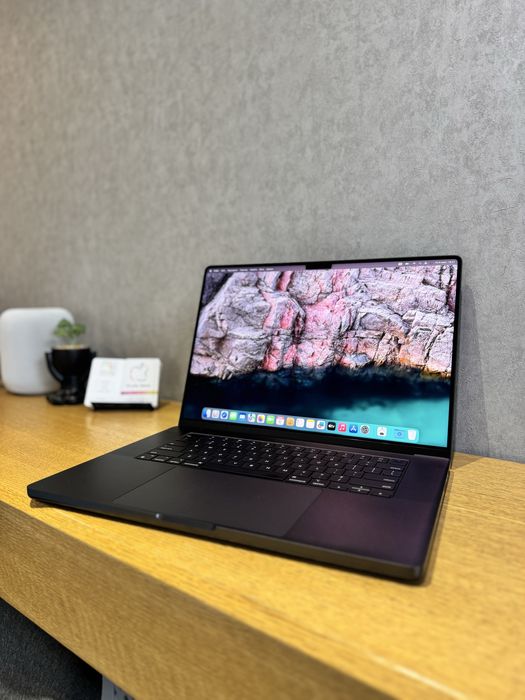Apple MacBook Pro 16’ 2024 M4 Pro 24/512Gb Space Black (MX2X3)