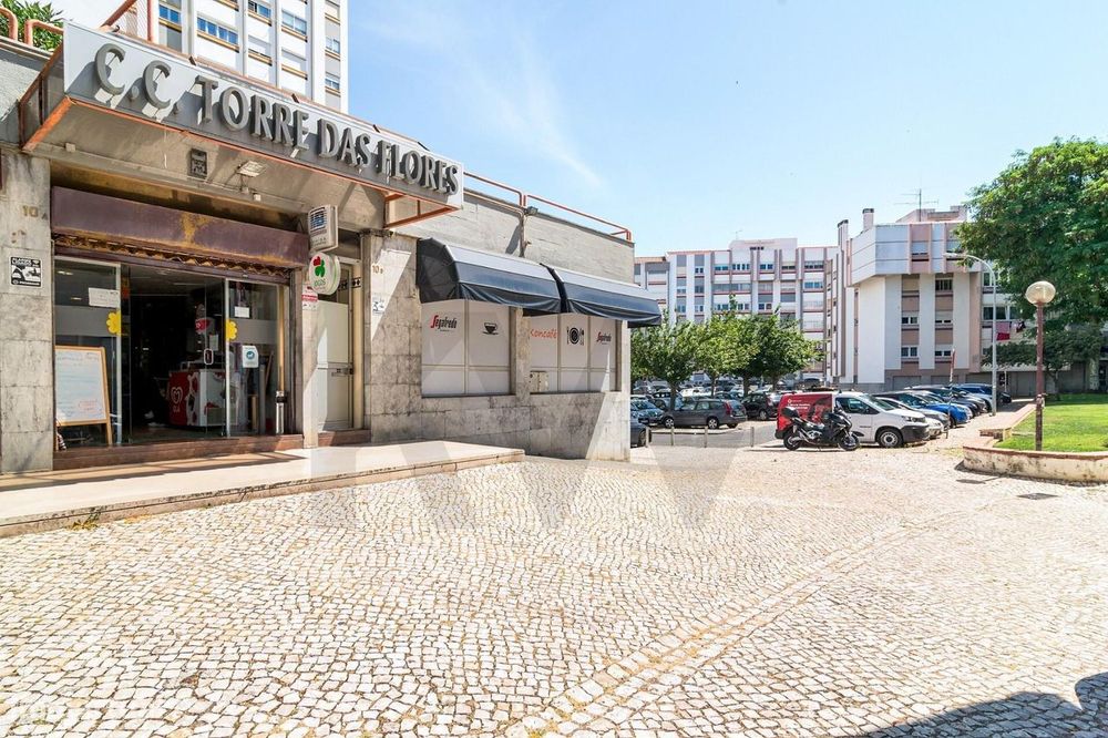 Trespasse café - Centro Comercial Torres das Flores, Linda a Velha