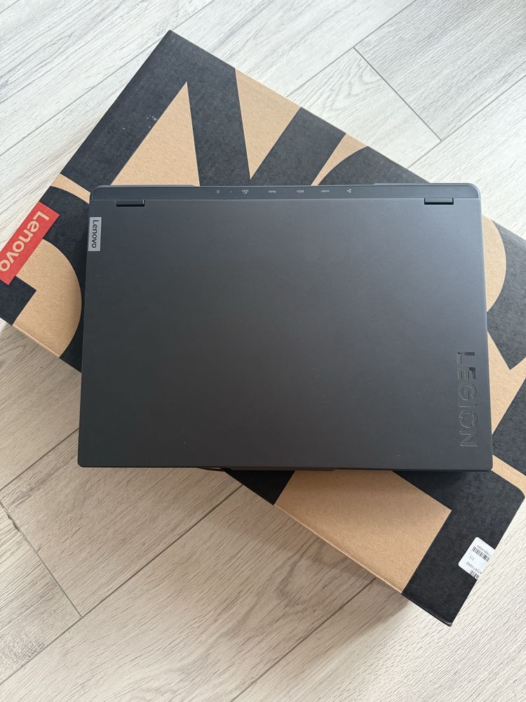Lenovo Legion Pro 5 16IRX9 16" 240Hz i5-14500HX 32GB ,1TB ,RTX4060 8GB