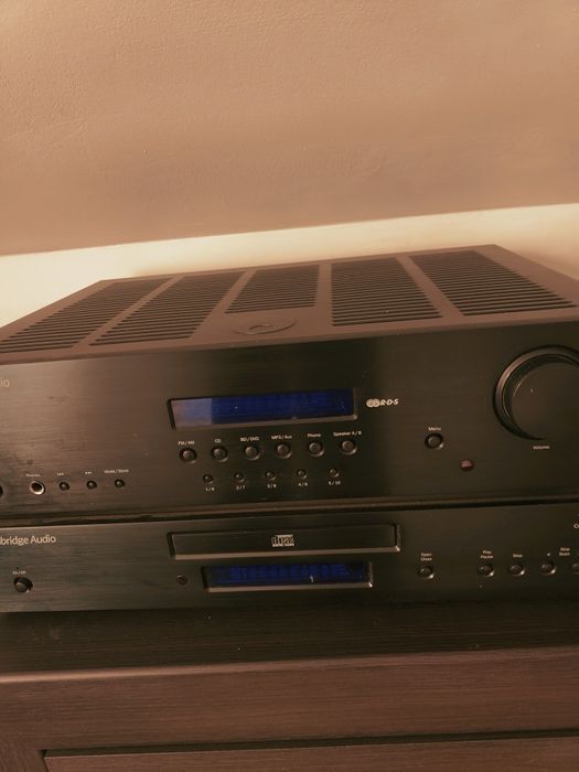 Zestaw amplituner plus odtwarzacz CD Cambridge audio