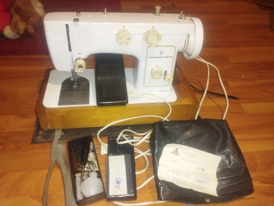 Maszyna do szycia rok1986