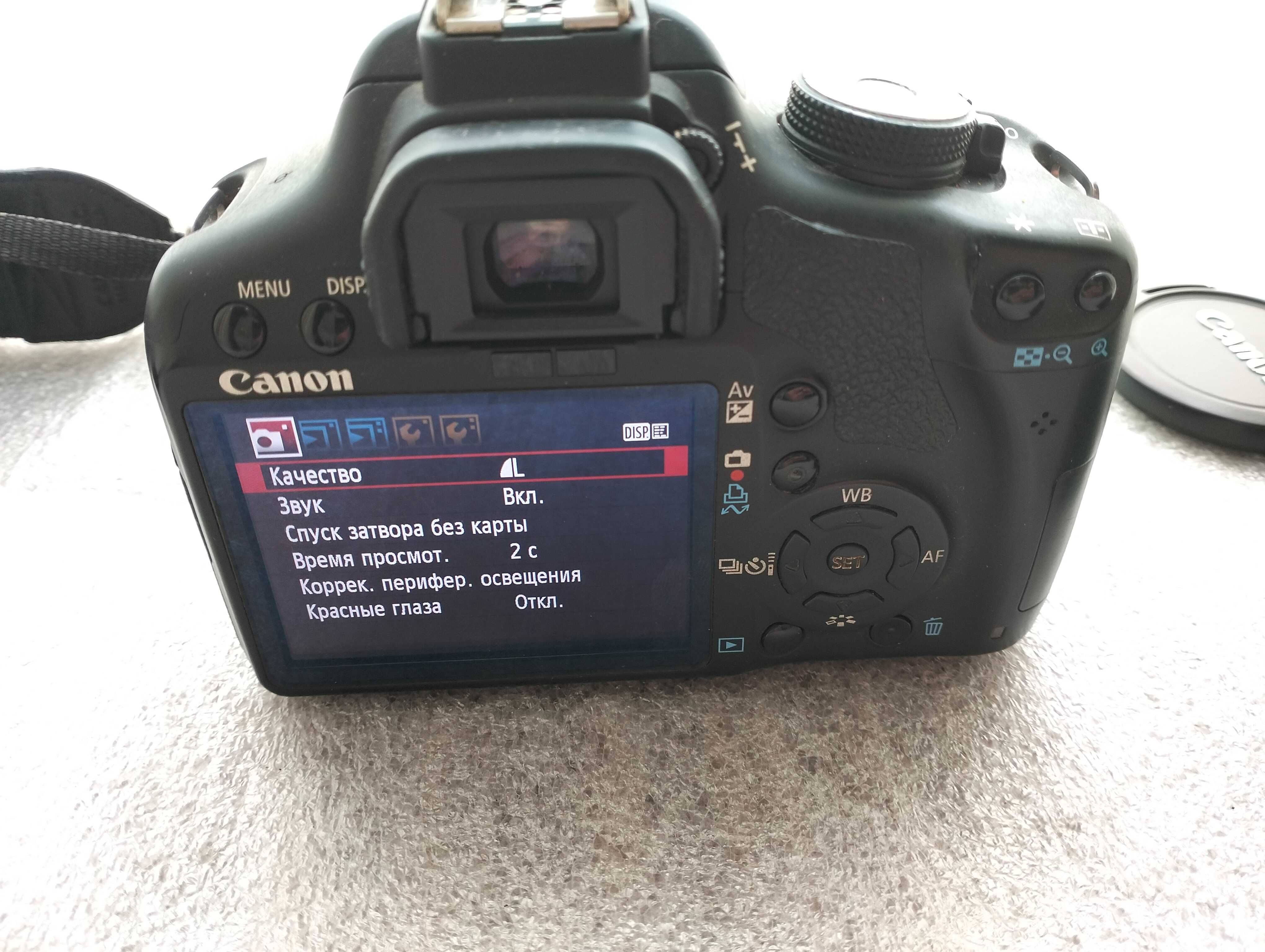 Зеркалка Canon 500 D с комплектом