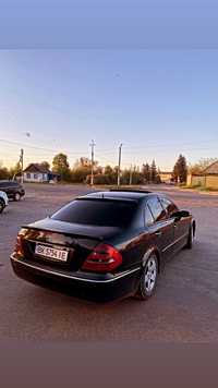 Продам Mercedes-Benz w211 2,2