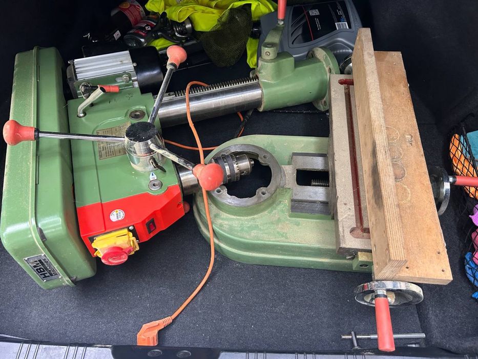 Продам свердлильнофрейзерний станок