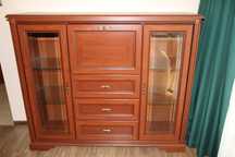 Komoda wysoka z barkiem Stylius Black Red White