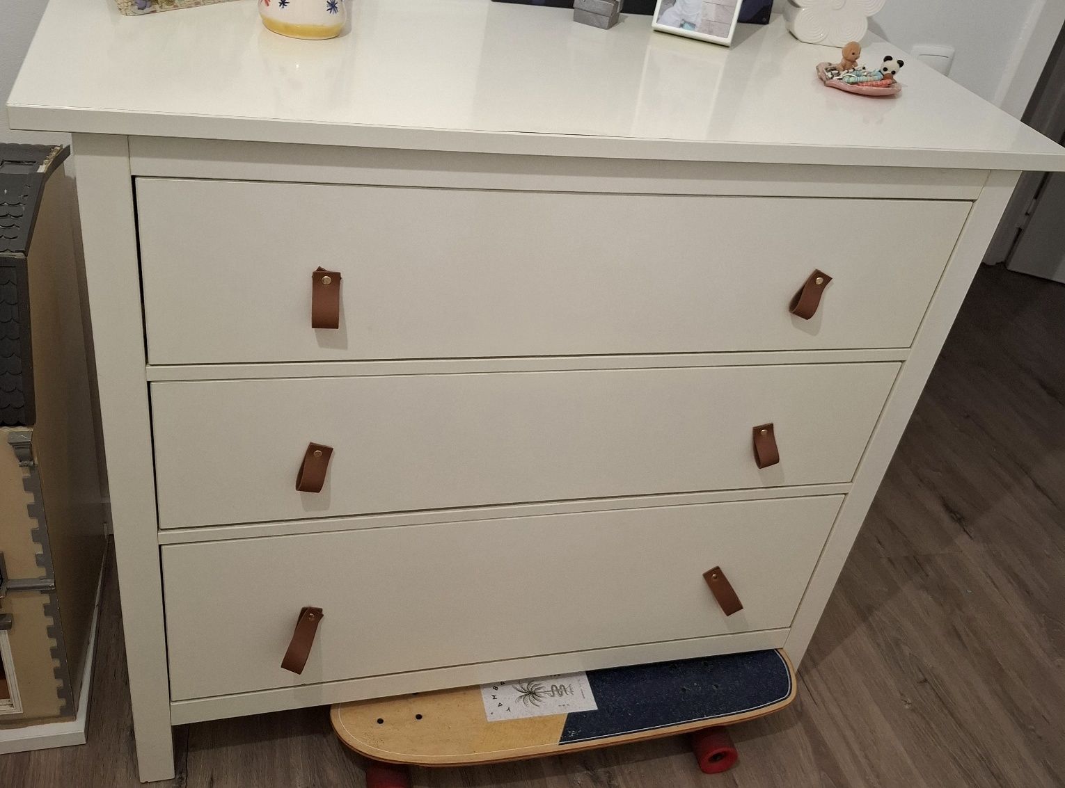 Cómoda Hemnes usada