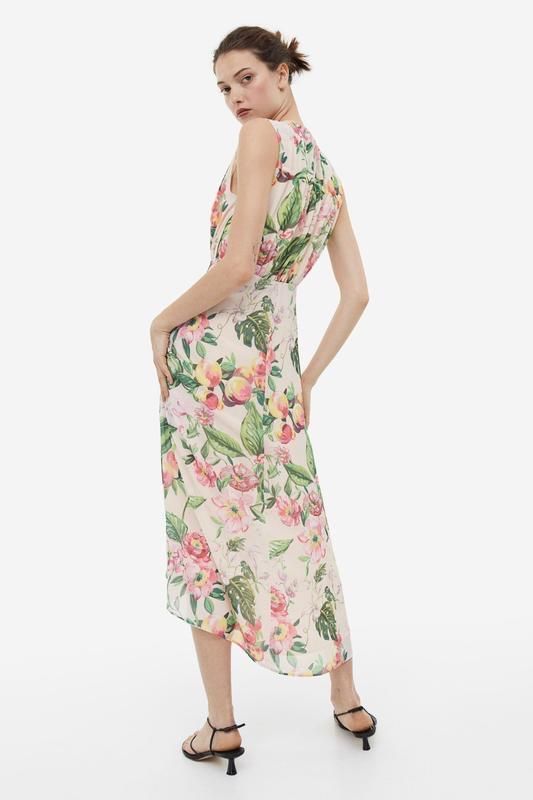 Шифонова жіноча сукня з квітковим візерунком h&m розмір s