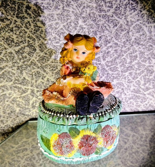 Скринька для прикрас