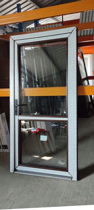 DRZWI Kacprzak 100x210 Drzwi ZEWNĘTRZNE PCV Sklepowe  Orzech  Lewe