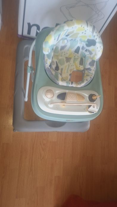 Chodzik dziecięcy nel